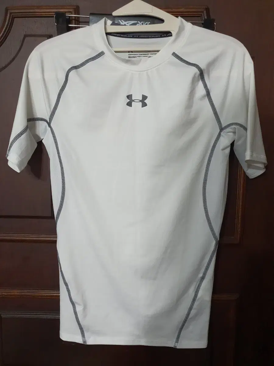 2 x Under Armour Tights Medium New Adidas Techfit 100 Used