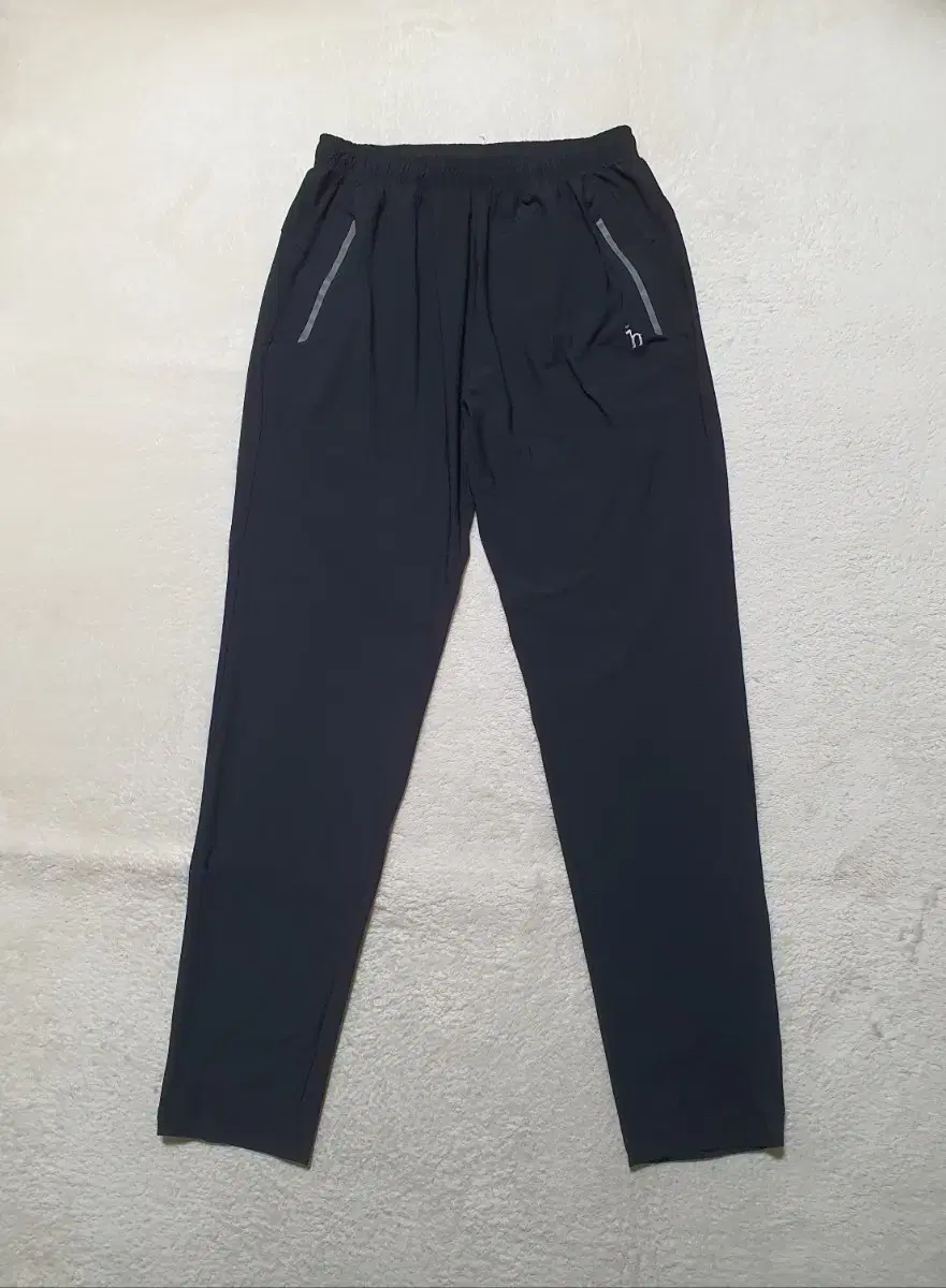 Hedges Performance Pants