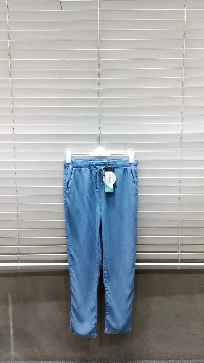 Tencel pants (new