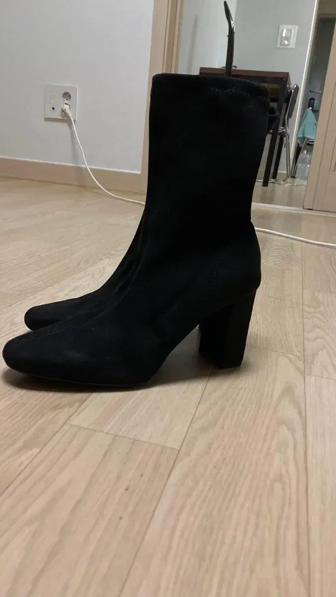 Berschka suede and leather ankle boots