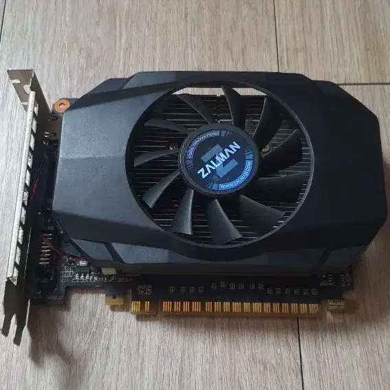 ZALMAN GTX 650 DDR5 1G 그래픽카드