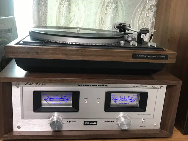 Marantz model 170 DC 파워앰프