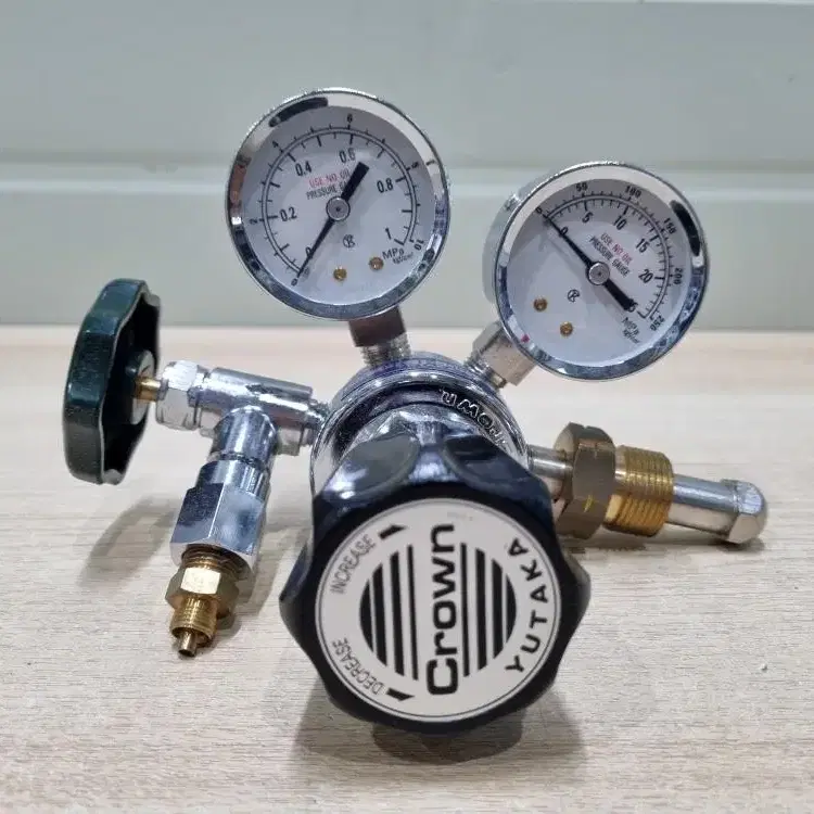 Yutaka Crown Gas Regulator FR-IS-OP 압력조정