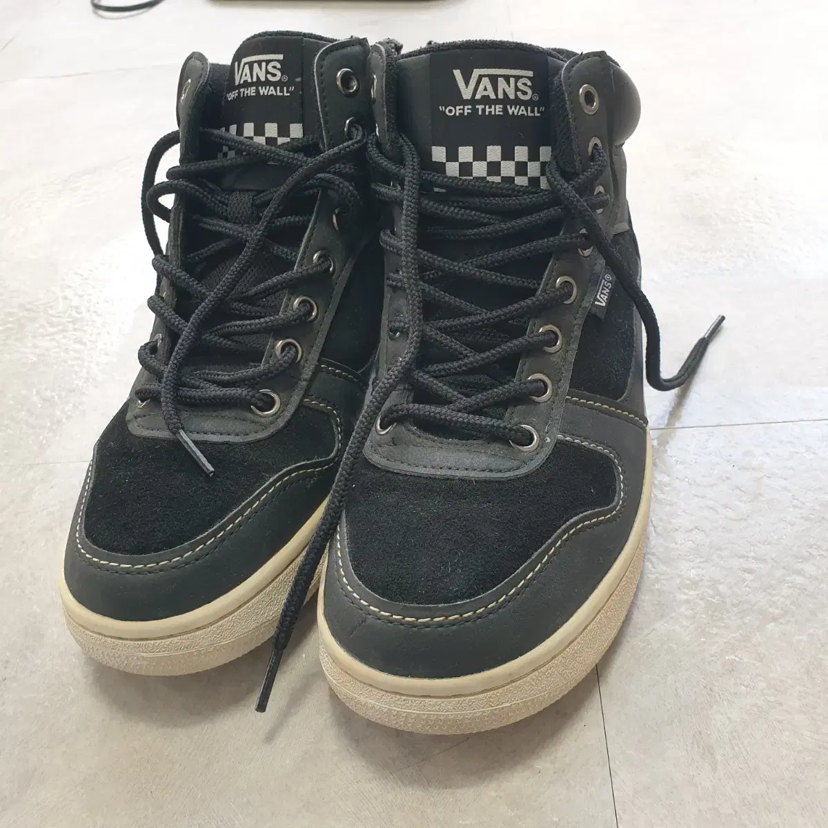 VANS 반스MAGNA 마그나 V2204(275)