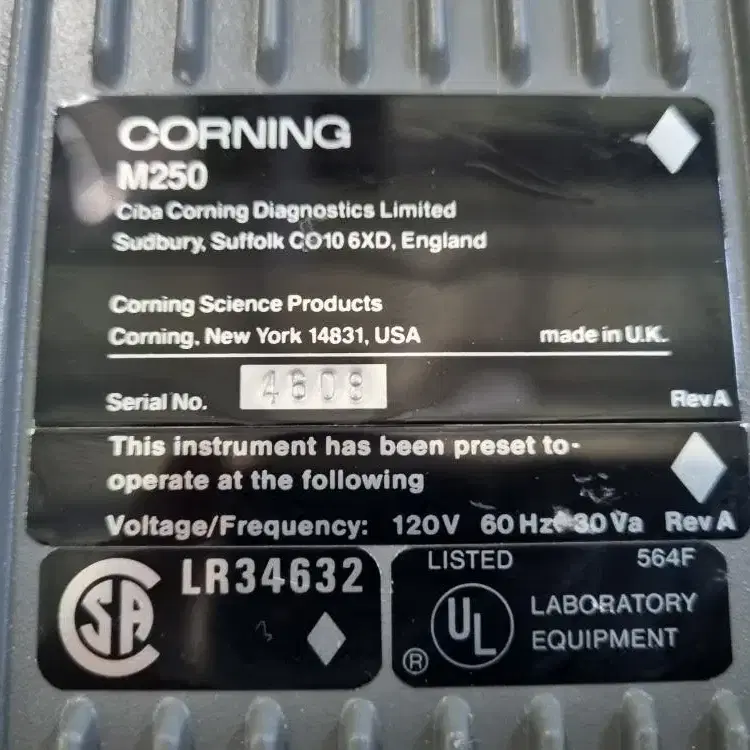 CORNING ION Analyzer M250 이온 측정기 본체.