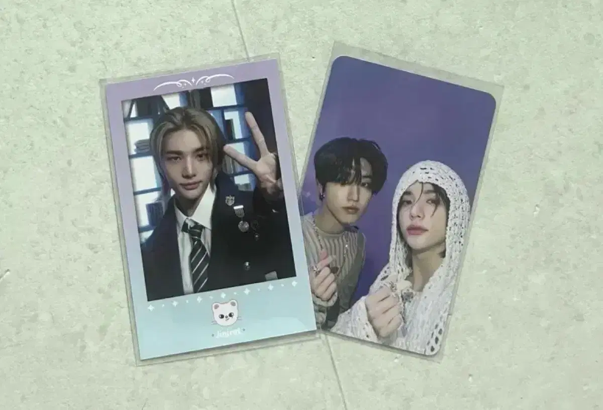 스키즈 매직스쿨 특전 현진 포카 짭폴