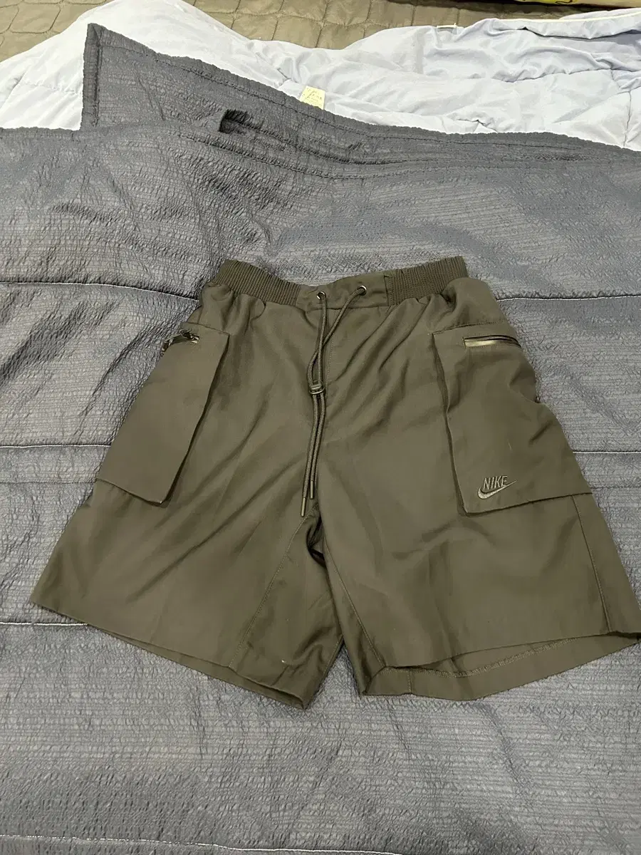 Nike Cargo Shorts Men's S