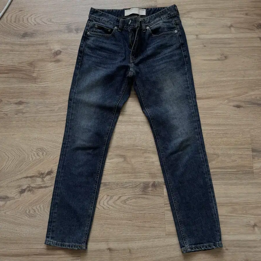 페이탈리즘 타이디크롭진 44 FATALISM Tydi crop jeans