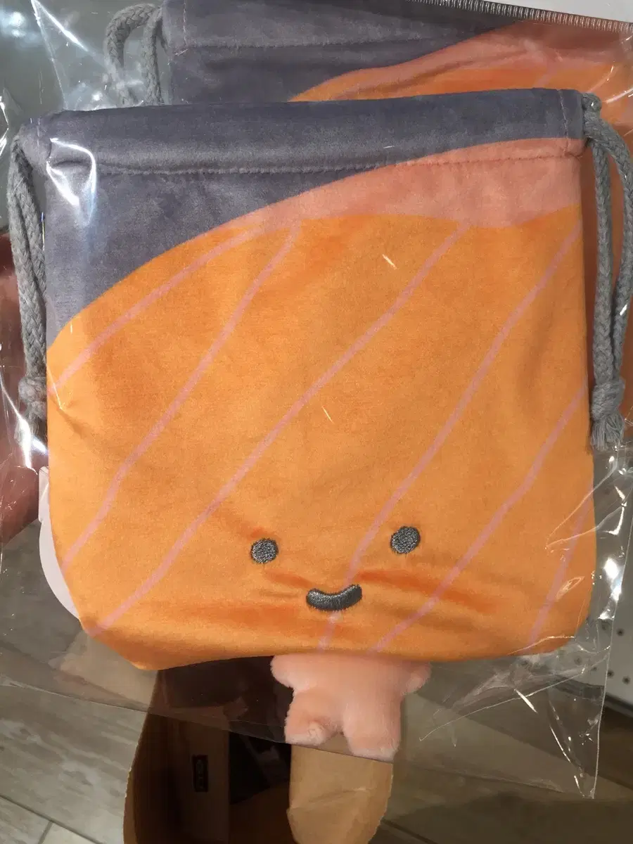 [Unsealed] Sanrio Kirimi-chan Aperture Pouch New