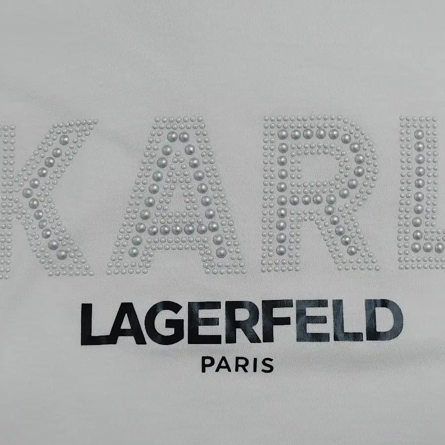 KARL LAGERFELD 칼라거펠드 큐빅중앙로고 반팔 라운드티