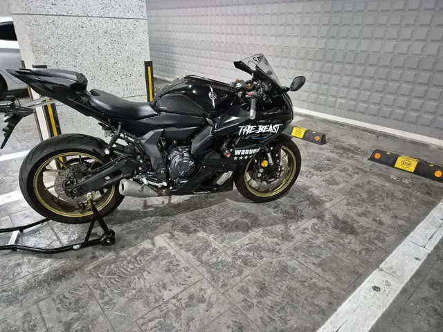 2022년식 yzf r7