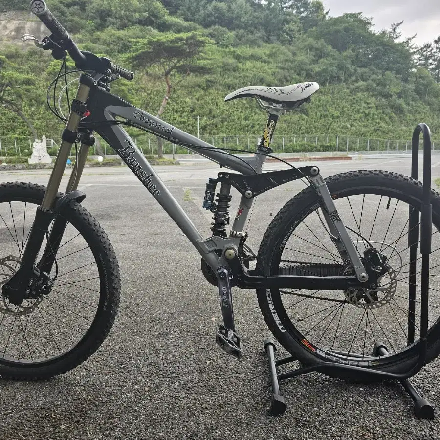 MTB 산악자전거/벤쉬 차팔라 /다운힐