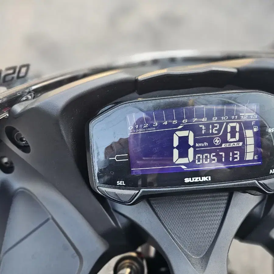 스즈끼GSXR125  23년식 5000키로 350만원 판매합니다