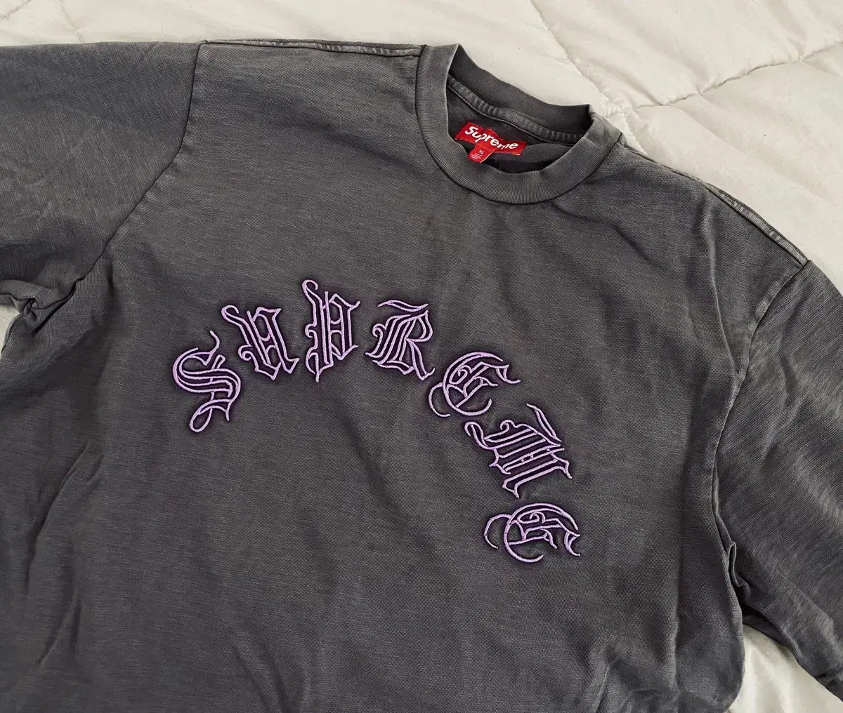 [XL] Supreme old english logo t shirts