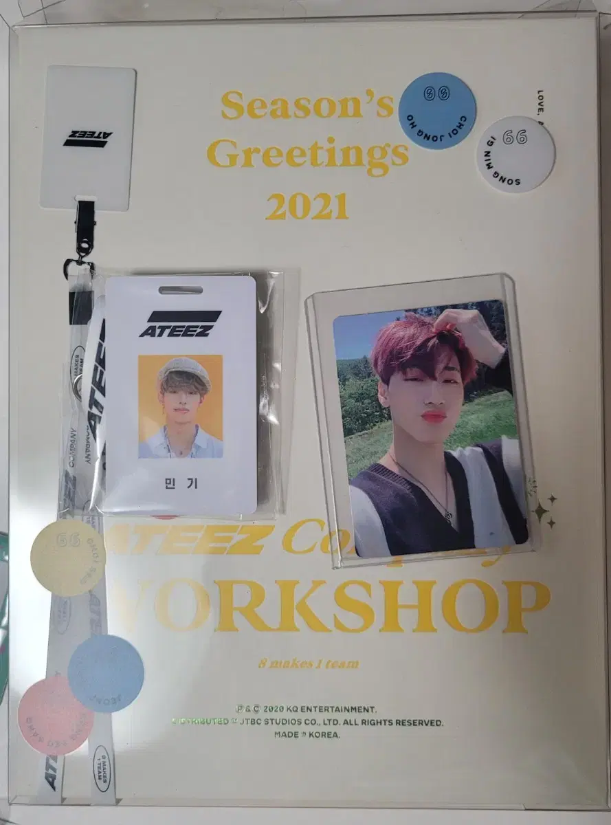 ATEEZ 2021 season's greetings seasons greetings photocard Employee Card