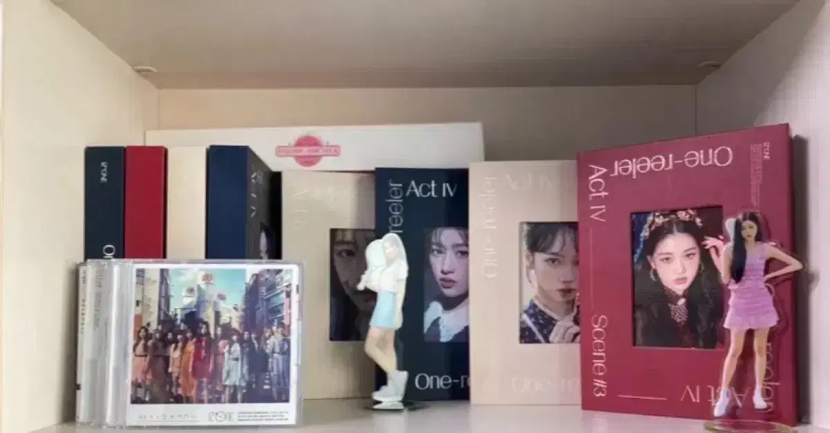 IZ*ONE OneRoller album 3 sets (including photocard) + 2 free poster 