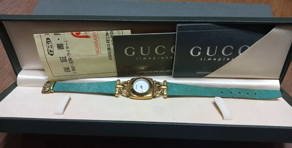 구찌 GUCCI 6300L 여성용 쿼츠시계