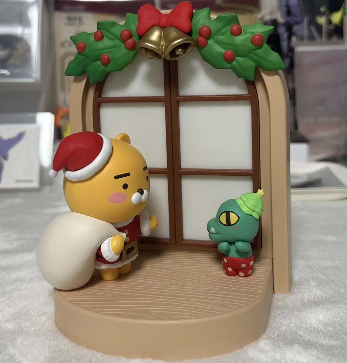 Sell Kakao Friends Christmas Lion & Corn Mood Light