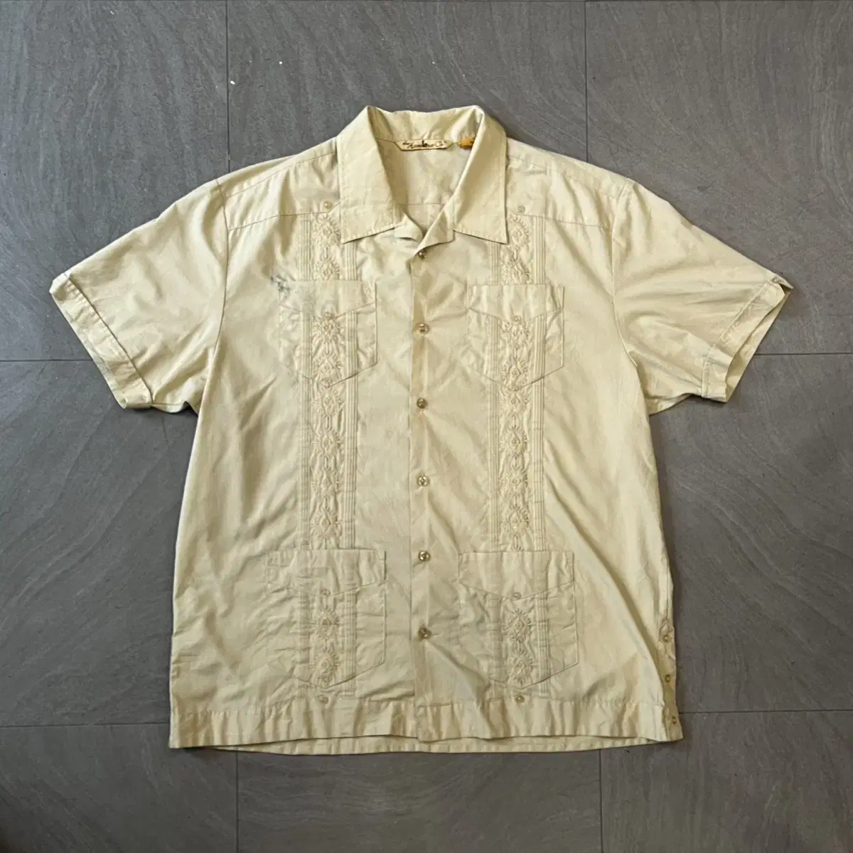 Vintage Guayabera Beige Short Sleeve Cuban Shirt