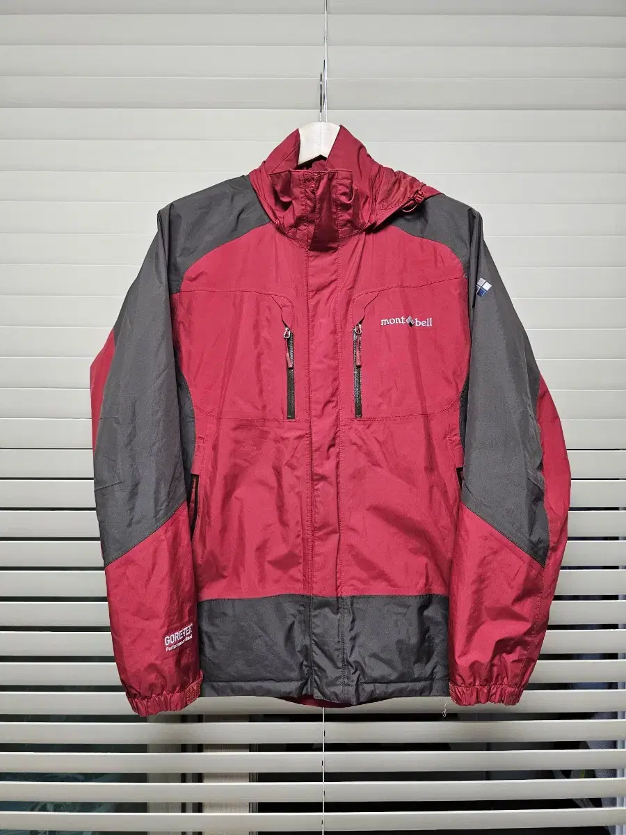 Montbell Gore-Tex Windbreaker XL