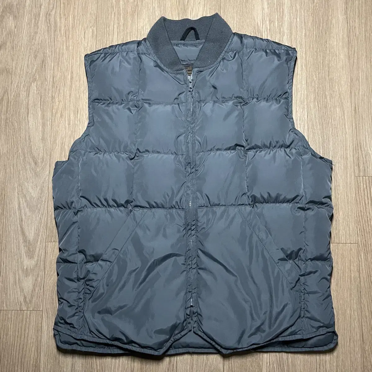 XL) 90s Eddie Bauer Down Vest Puffer Vest