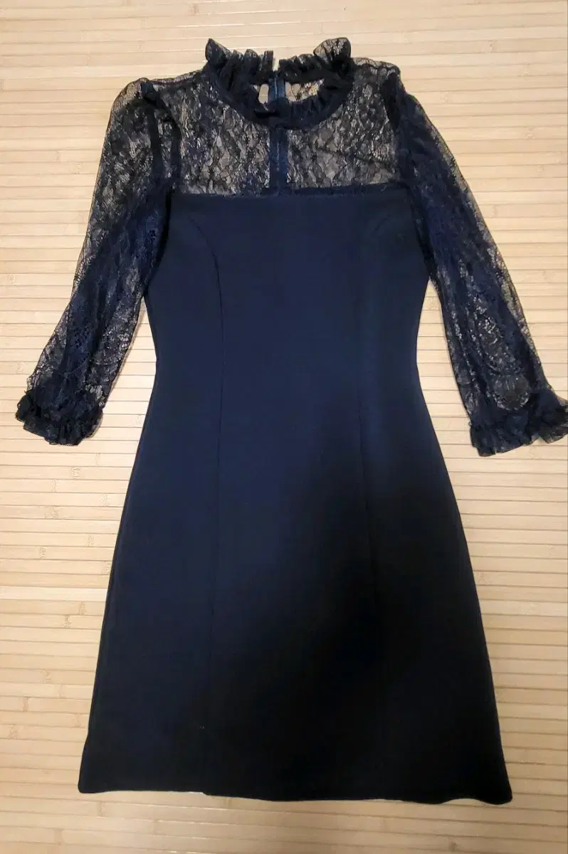 dint lace onepiece