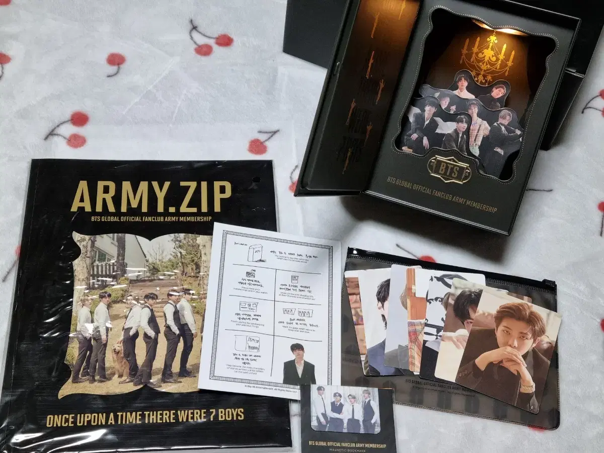 [source] bts 7th Army Membership kit wts (Bonus!!