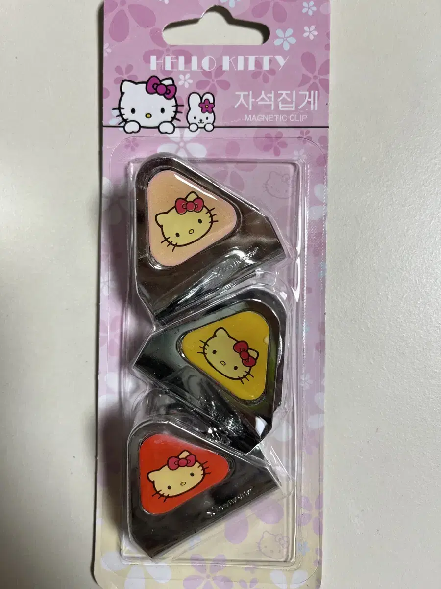 Kitty Magnetic Tweezers