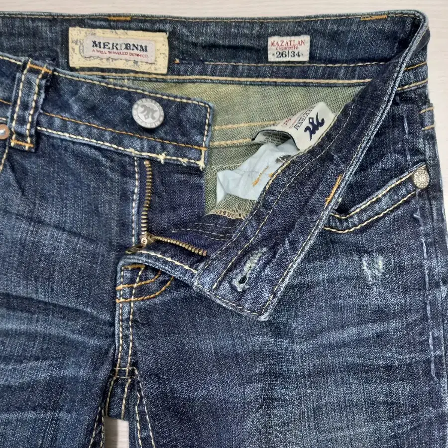 26 MEK Denim 골반 워싱 스판 슬림일자진 26-539