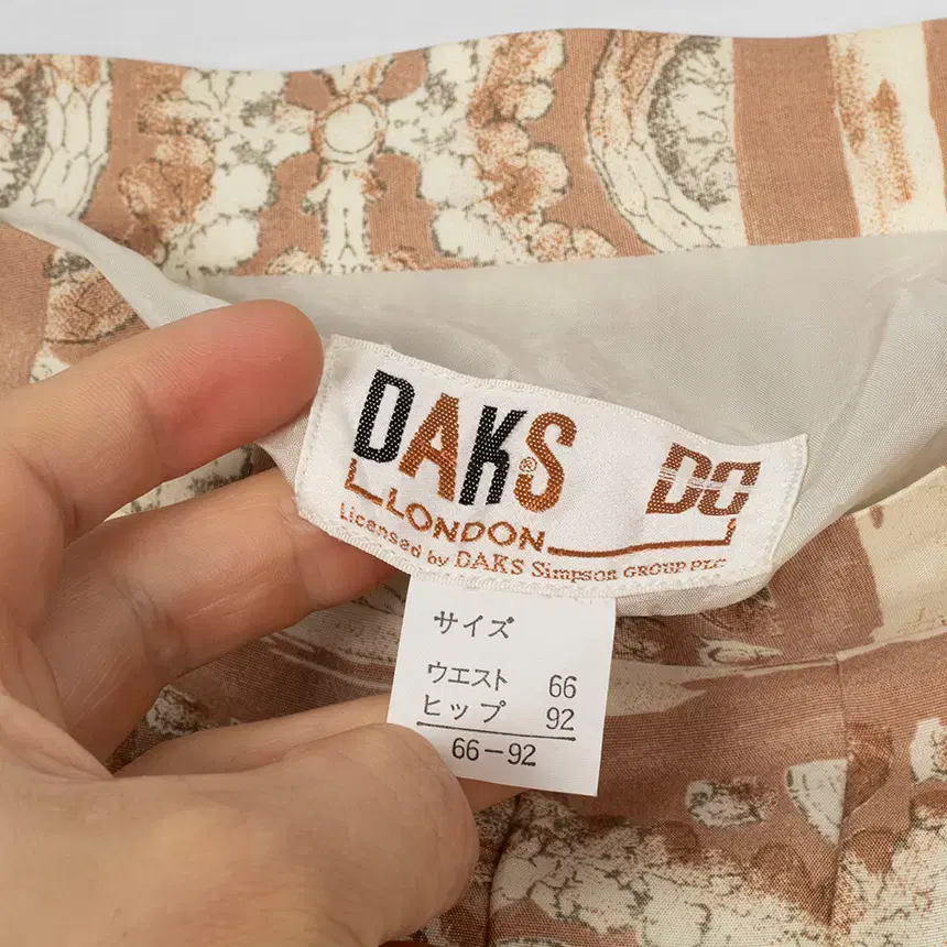 e1178 daks ( 권장 M ) 스커트