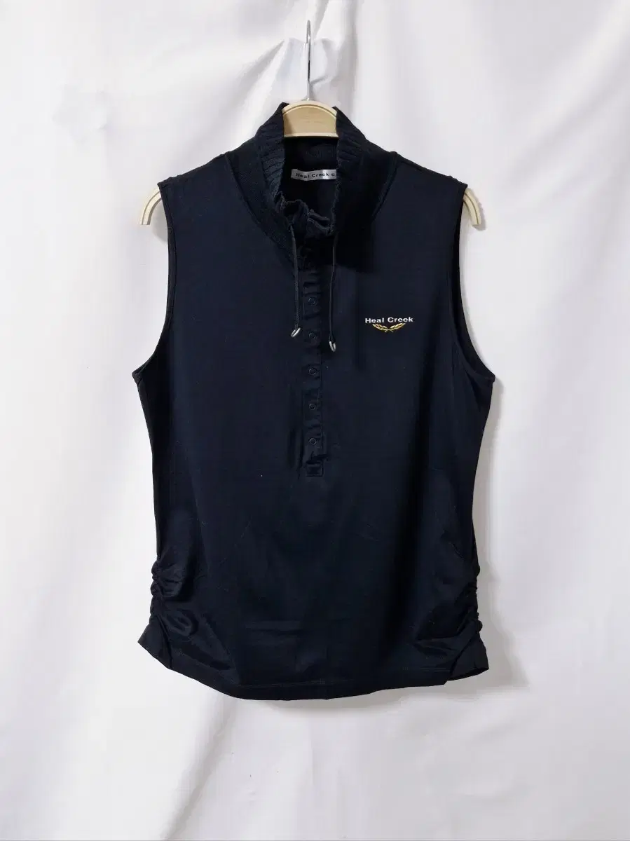 Heal Creek Golf Wear Sleeveless Shirt