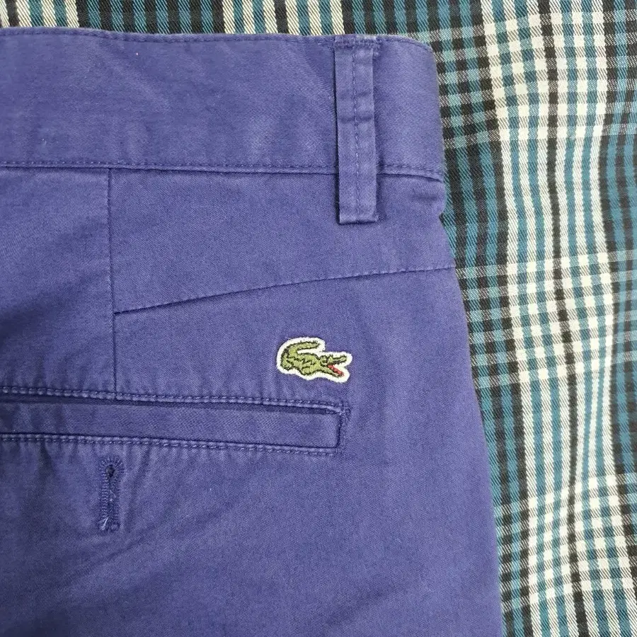 LACOSTE 라코스테 면 스판 반바지