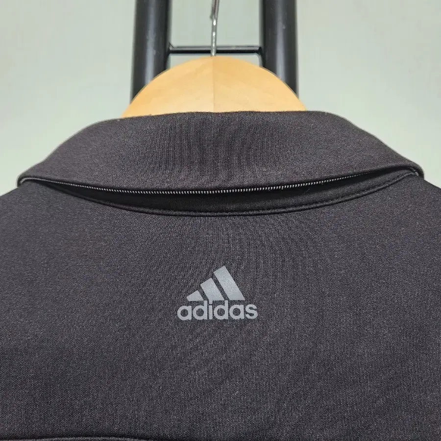 XL/105 아디다스 adidas 기모  카라 티셔츠