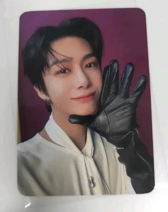 VideoO) monsta x Monstrous Hoodie hyungwon Photocard