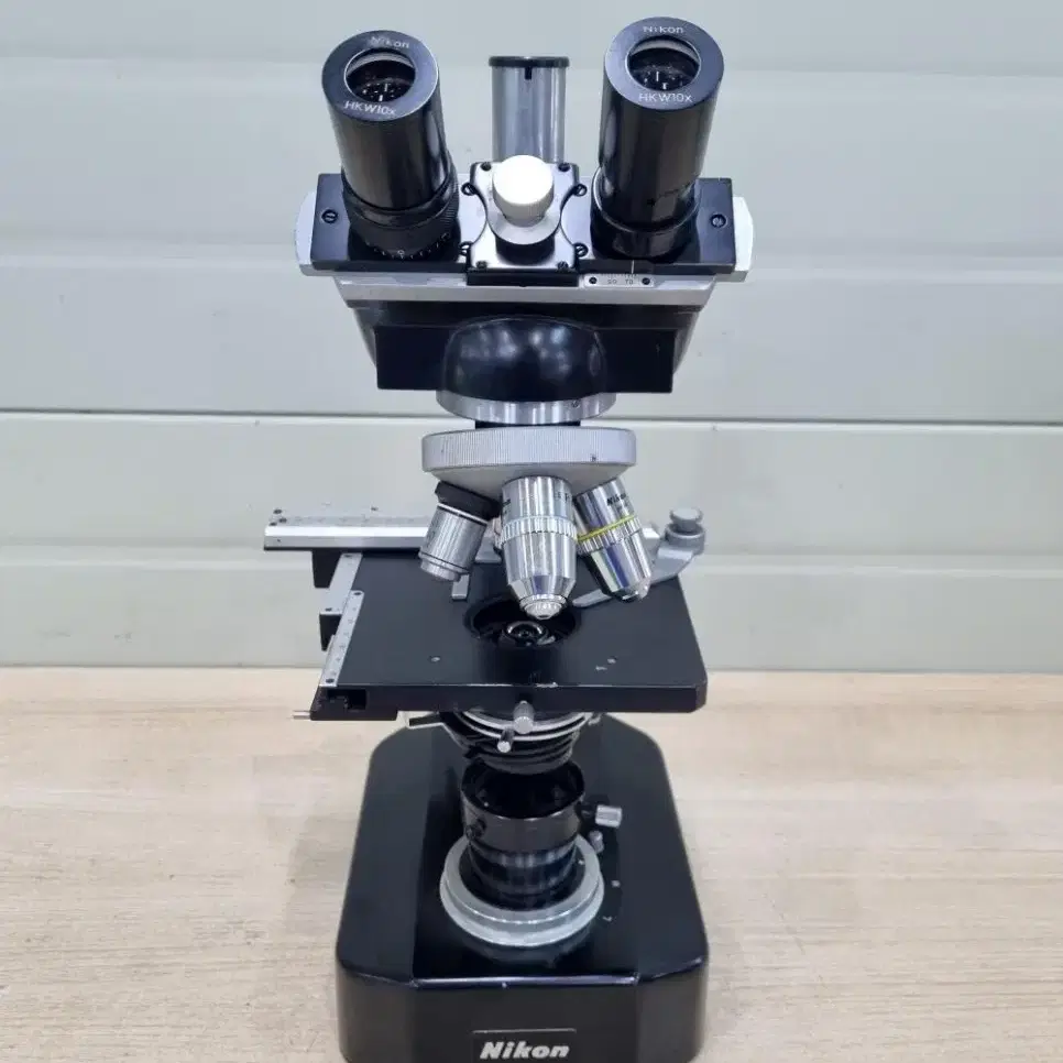 Nikon Microscope 니콘 빈티지 현미경.