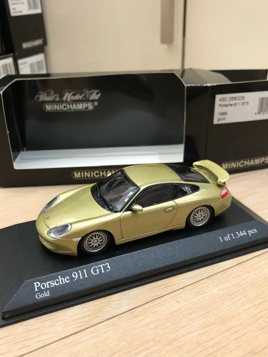 1/43 미니챔프 포르쉐911 GT3 (996) 다이캐스트