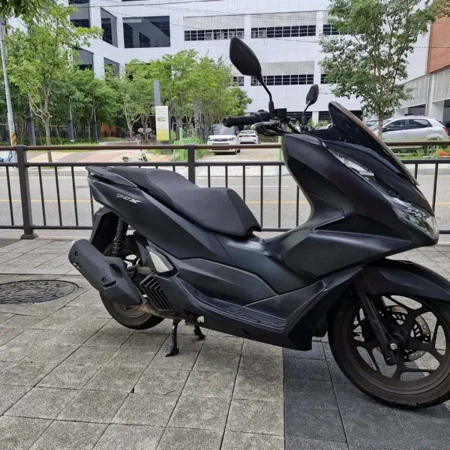 DB-050/ 혼다 / PCX CBS /21년식/ 63,000km 주행한