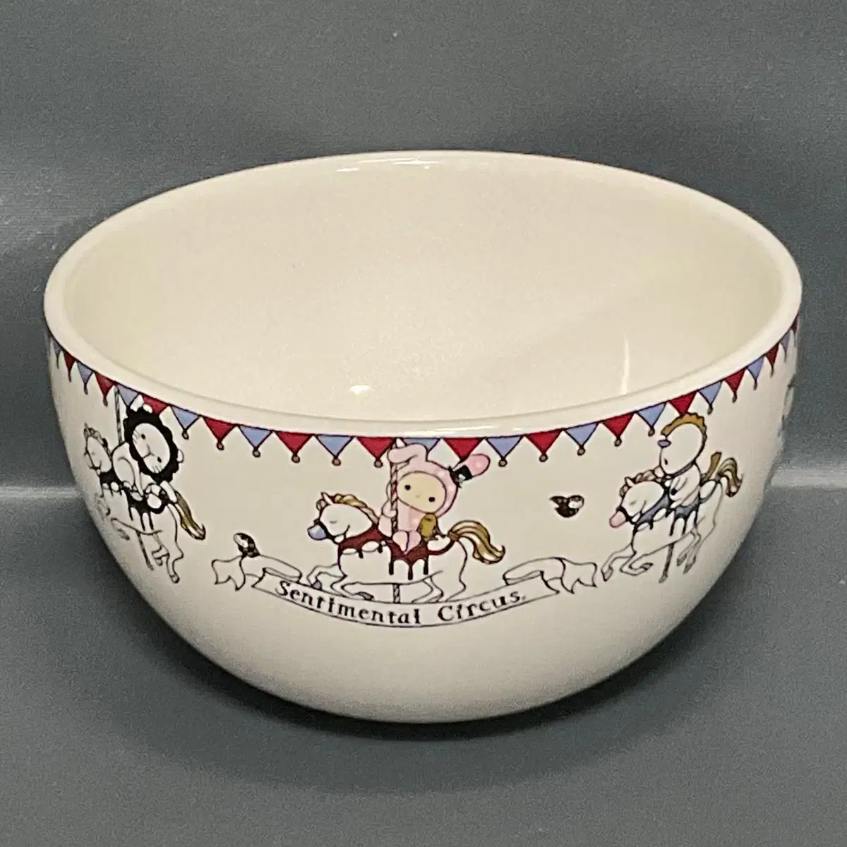 Unused Sentimental Circus Multi-Bowl