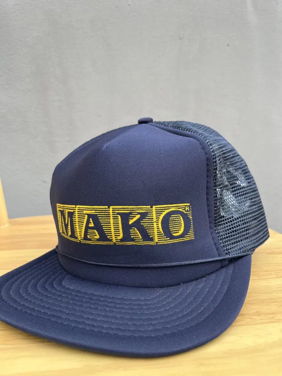 Mako trucker cap