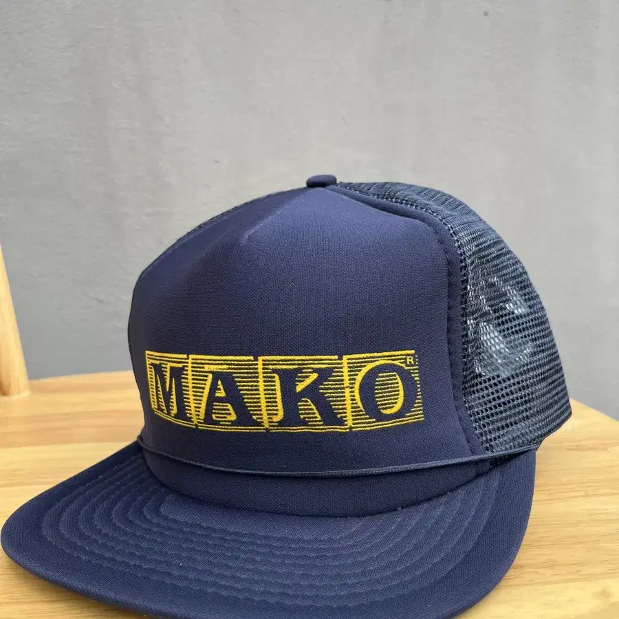 Mako trucker cap