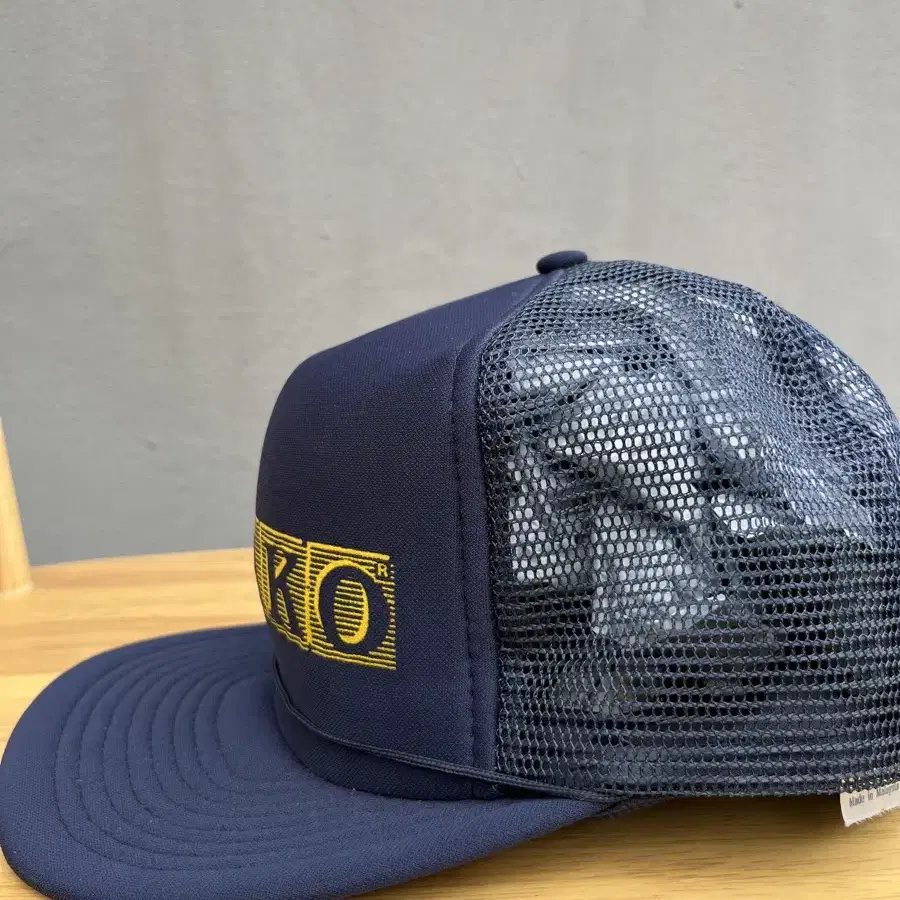 Mako trucker cap