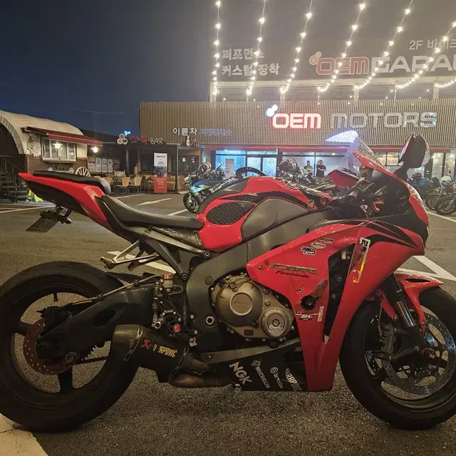 혼다 오토바이 CBR1000rr 08년식판매합니다 2만키로