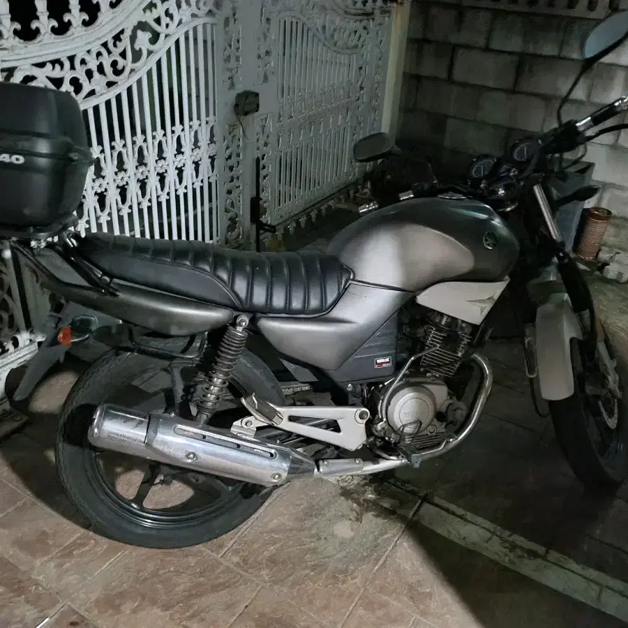 ybr125