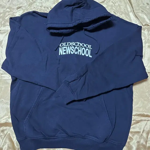 수베니어오피셜 oldschool newschool 후드티 BK XL