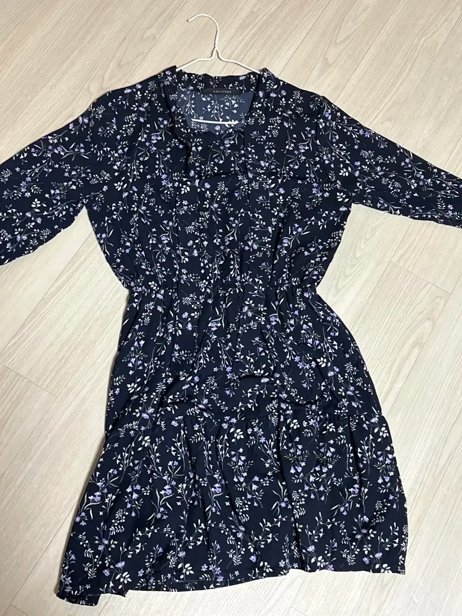 코인코즈 보라색 잔꽃 원피스