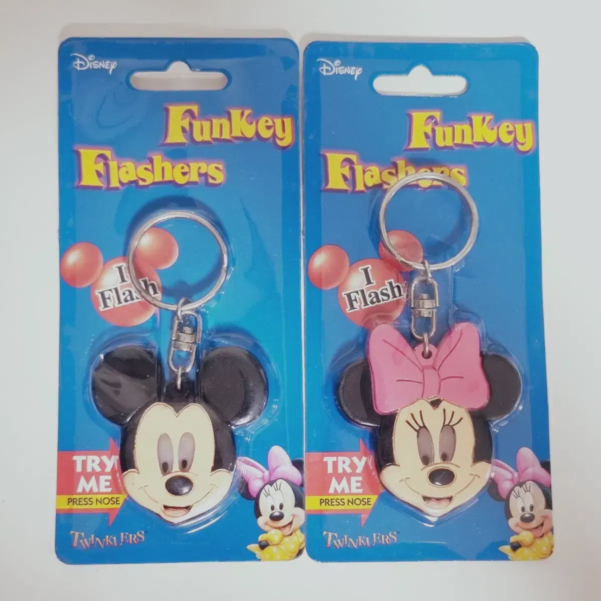 (Bulk) Disney Funkey Flashers Mickey mimi keyring Set of 2