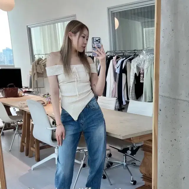 Glowny 글로니 VERA SWING TOP (블랙)