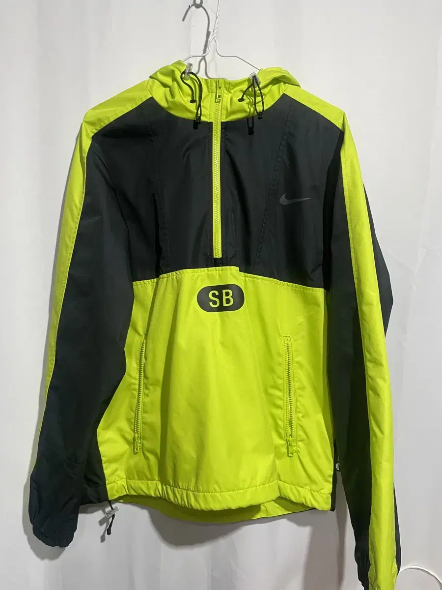 Nike SB Anorak Windbreaker s