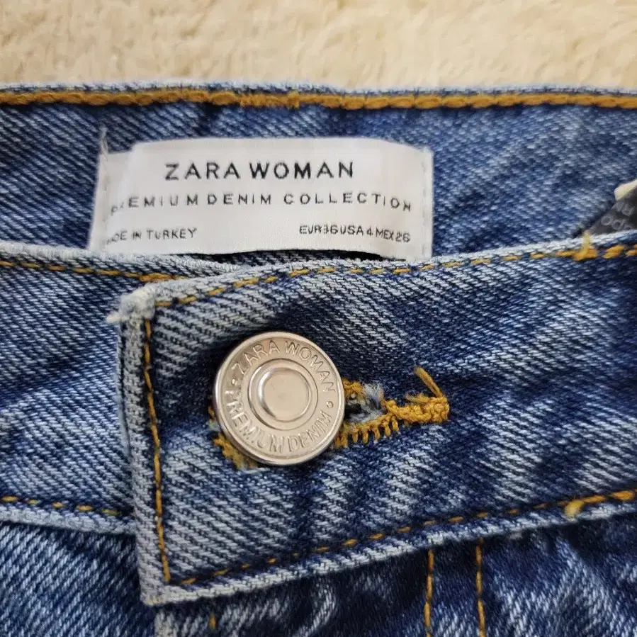 ZARA WOMAN 청바지