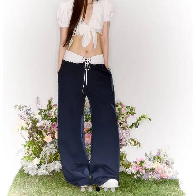 Laluneduciel string waist navy sweatpant